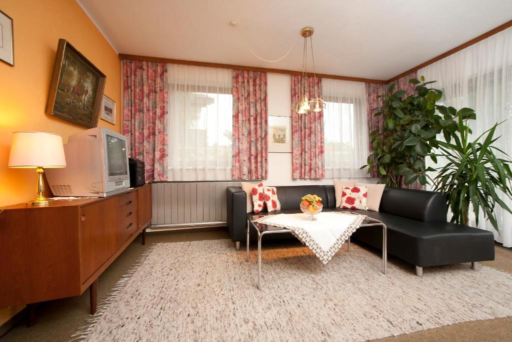 Ferienwohnungen Salmen Pörtschach am Wörthersee Extérieur photo